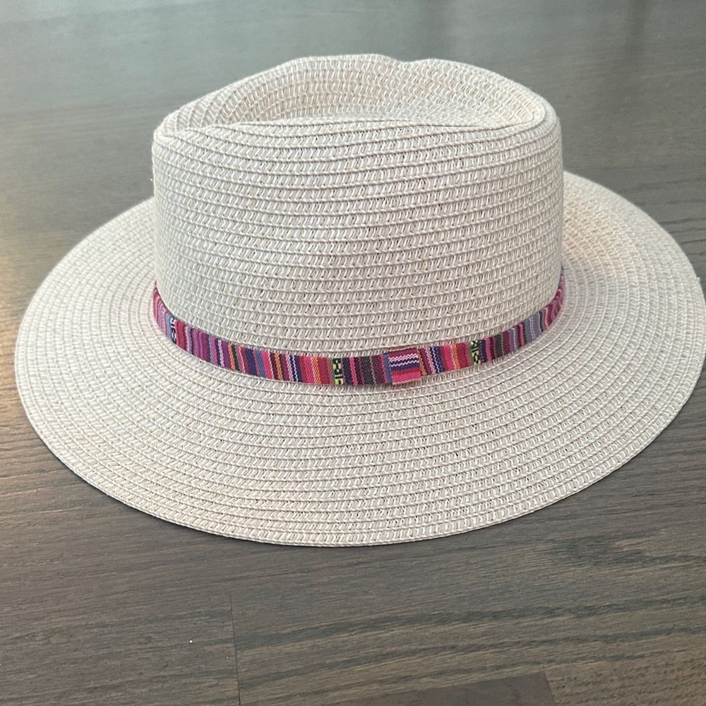 Wallaroo Sedona Hat with Bow Accent UPF 50